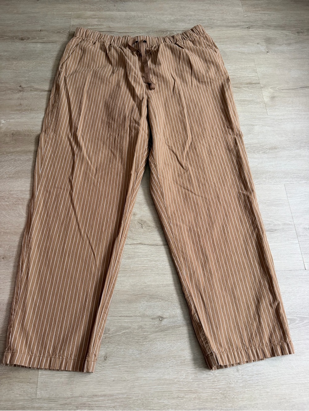 Uniqlo Women's Striped Tan White Cotton Relaxed Ankle Pants Size XL